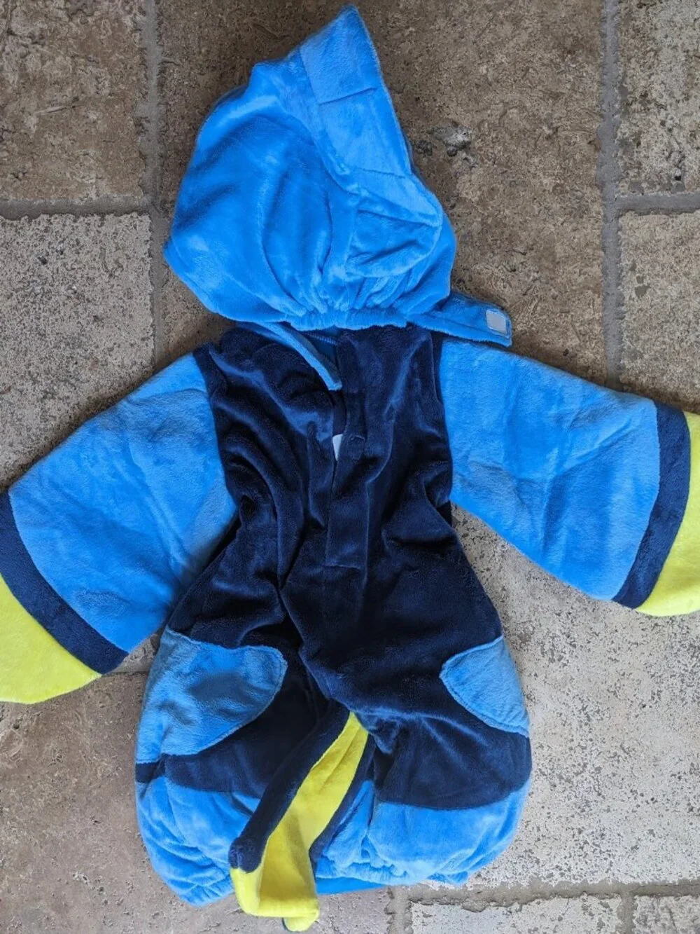 Officially Licensed Disney and Pixar Finding Nemo Infant Dory Costume Size 2T - Picture 3 of 4